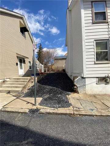 405 Crane Street, Catasauqua Boro, PA 18032
