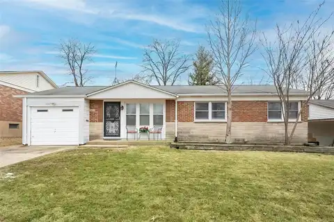 9234 Mackinaw Drive, Saint Louis, MO 63123