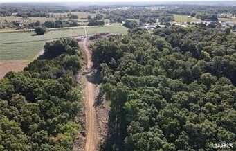 13 Walker Way, Monroe City, MO 63456