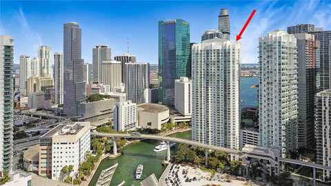 31 SE 5th St, Miami, FL 33131