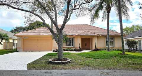 6324 NW 43rd Ter, Coconut Creek, FL 33073