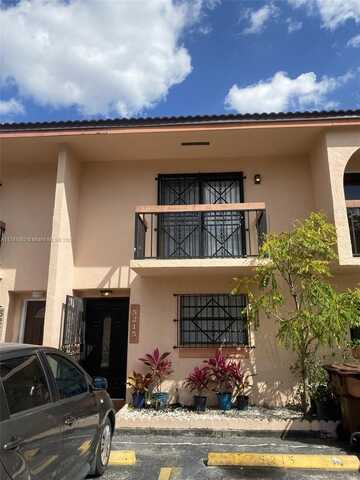 5215 W 25th Ct, Hialeah, FL 33016