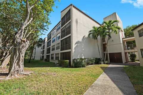 2302 S Cypress Bend Dr, Pompano Beach, FL 33069