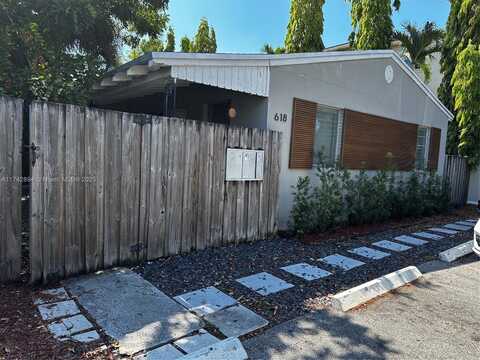 618 NE 8th Ave, Fort Lauderdale, FL 33304
