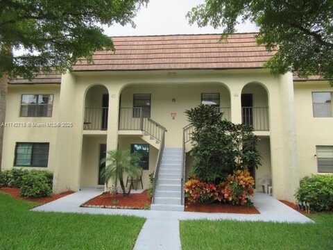 110 Lake Meryl Dr, West Palm Beach, FL 33411