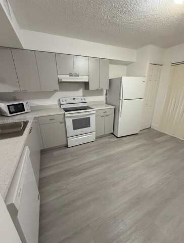 8270 SW 149th Ct, Miami, FL 33193