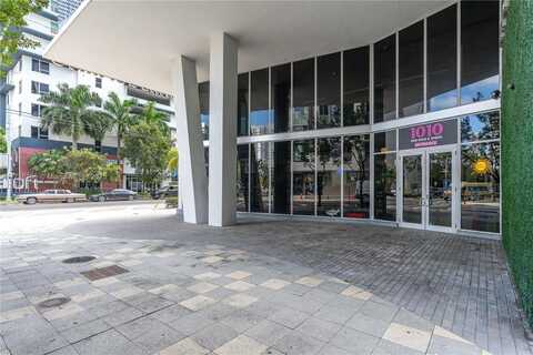 1010 SW 2nd Ave, Miami, FL 33130