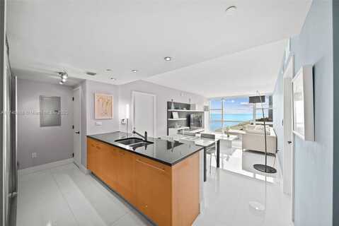 6801 Collins Ave 1214 (DOOR NUMBER), Miami Beach, FL 33141