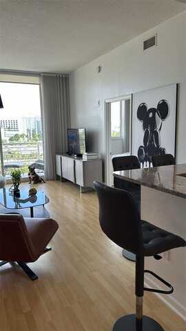2775 NE 187th St, Aventura, FL 33180