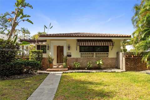 574 NE 102nd St, Miami Shores, FL 33138