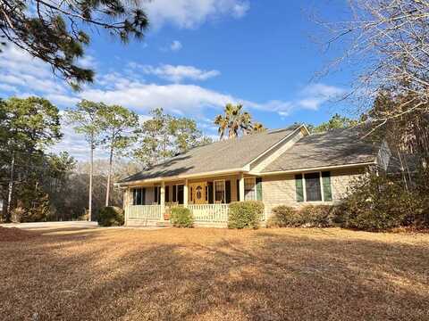 711 Black Acres Rd, Moultrie, GA 31768