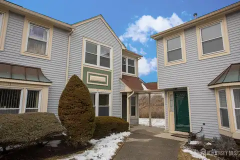 12 Heather Way, Sayreville, NJ 08872