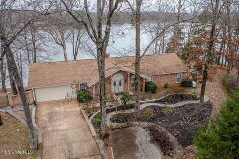 2425 Placid Cove, Nesbit, MS 38651