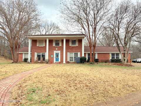 588 Robin Road, Grenada, MS 38901