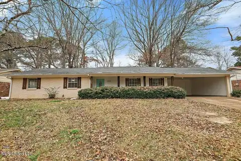 1207 Manchester Drive, Clinton, MS 39056