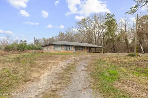 1002 Hillsboro Vfw Rd Road, Forest, MS 39074