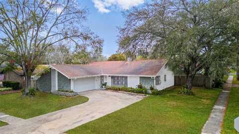 1712 BLIND POND AVENUE, LUTZ, FL 33549