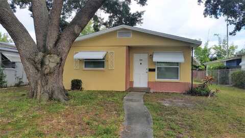 685 71ST AVENUE N, Saint Petersburg, FL 33702