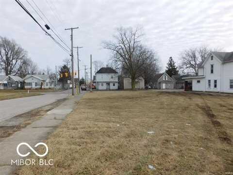 2205 S Walnut Street, Muncie, IN 47302