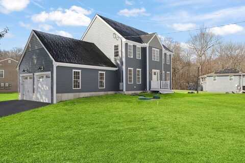 16 Doral Lane, Attleboro, MA 02703