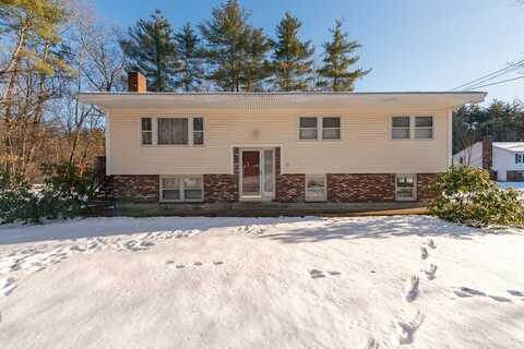 27 East St, Pepperell, MA 01463