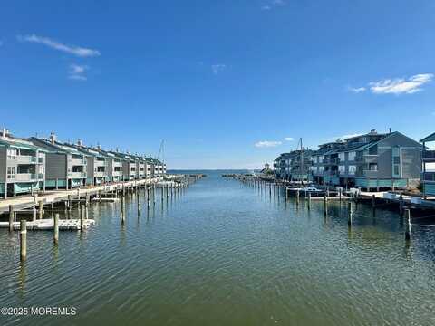 26 Grand Bay Harbor Drive, Waretown, NJ 08758