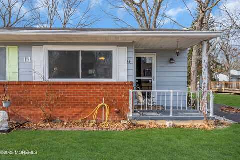 14 Nebraska Drive, Whiting, NJ 08759