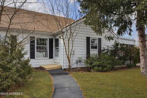 15 Dover Walk, Toms River, NJ 08753