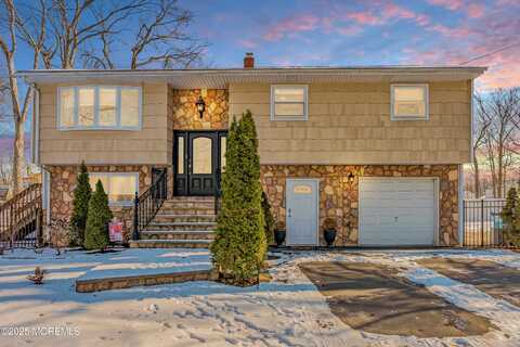 5 Hogarth Street, Hazlet, NJ 07730