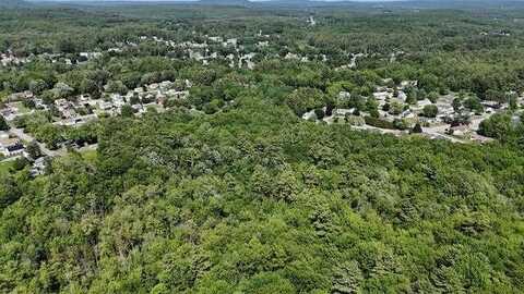 7 June Avenue, Lewiston, ME 04240
