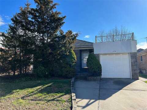 67-39 170th Street, Fresh Meadows, NY 11365