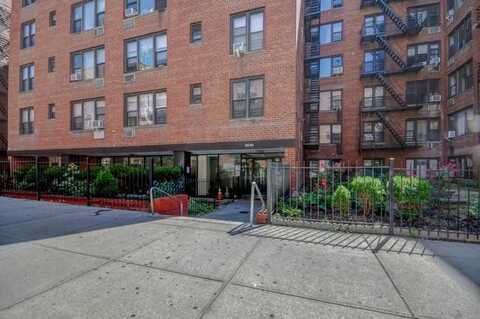 83-30 Vietor Avenue, Elmhurst, NY 11373