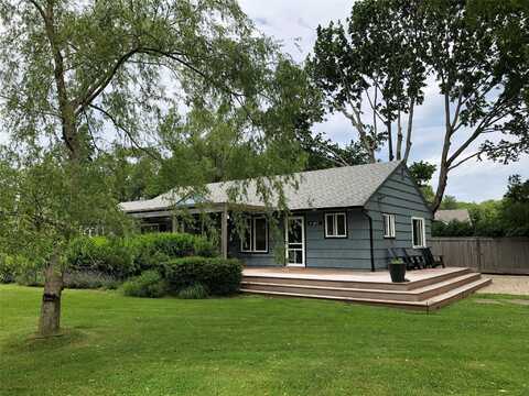 5 Bay Avenue, Shelter Island, NY 11964