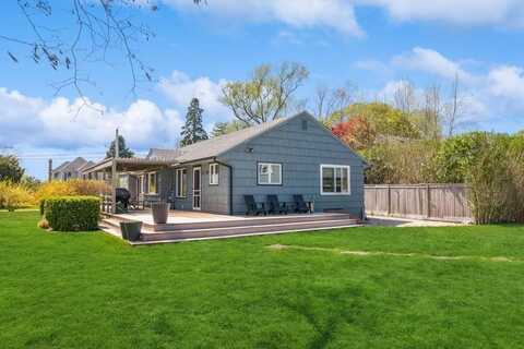 5 Bay Avenue, Shelter Island, NY 11964