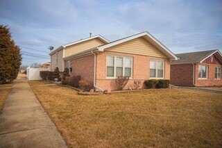 1422 Memorial Drive, Calumet City, IL 60409