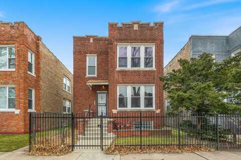 7927 S Clyde Avenue, Chicago, IL 60617