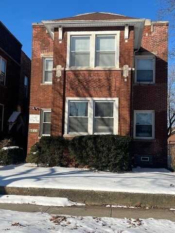 7430 S Crandon Avenue, Chicago, IL 60649