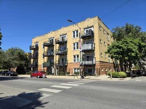 3100 W ADDISON Street, Chicago, IL 60618