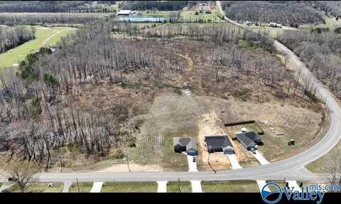 1399 Woods Cove Road, Scottsboro, AL 35768