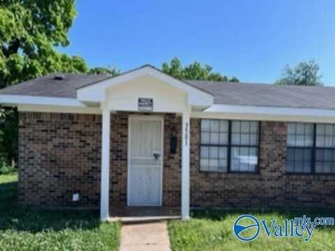 3501 Elm Avenue, Huntsville, AL 35805