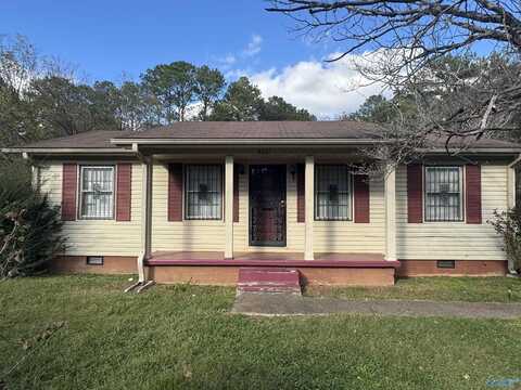 4221 Irondale Drive, Huntsville, AL 35810