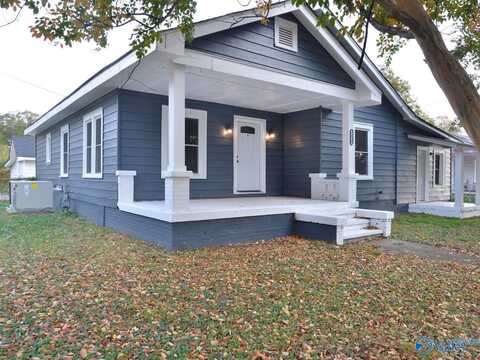 2610 Holmes Avenue NW, Huntsville, AL 35816