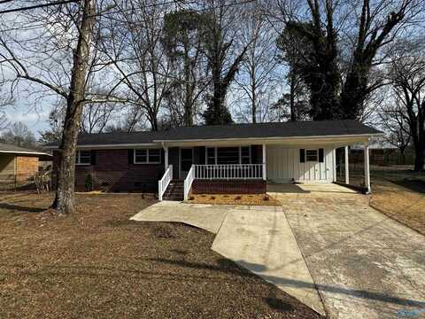 204 3rd Street NE, Arab, AL 35016