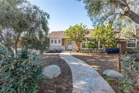 2921 Scott Road, Burbank, CA 91504