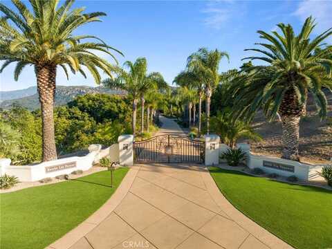 49650 Via Vaquero, Temecula, CA 92590