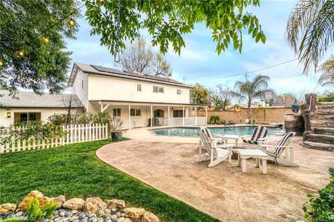 8101 Bobbyboyar Avenue, West Hills, CA 91304