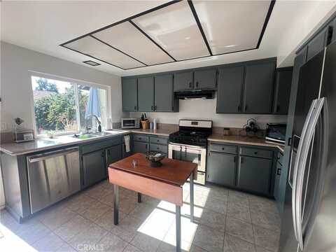 321 Woodglen Dr, San Dimas, CA 91773