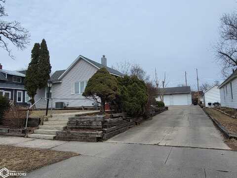 517 N 2nd Street, Marshalltown, IA 50158