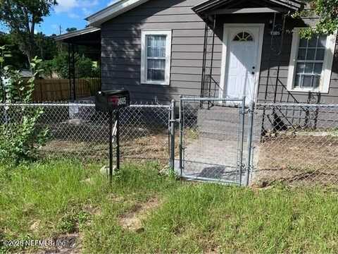 9605 HIGHLAND Avenue, Jacksonville, FL 32208