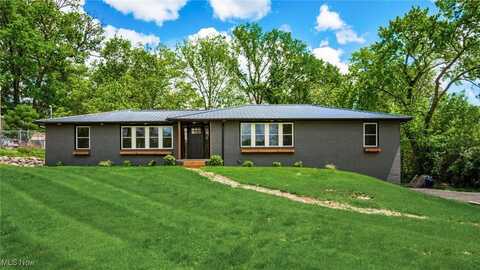1222 Edwards Lane, Zanesville, OH 43701